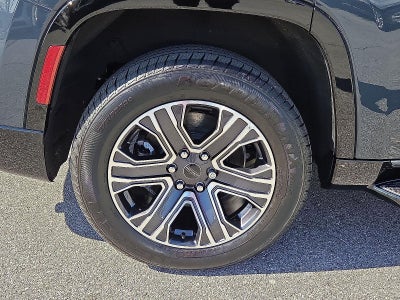 2025 Jeep Wagoneer Base