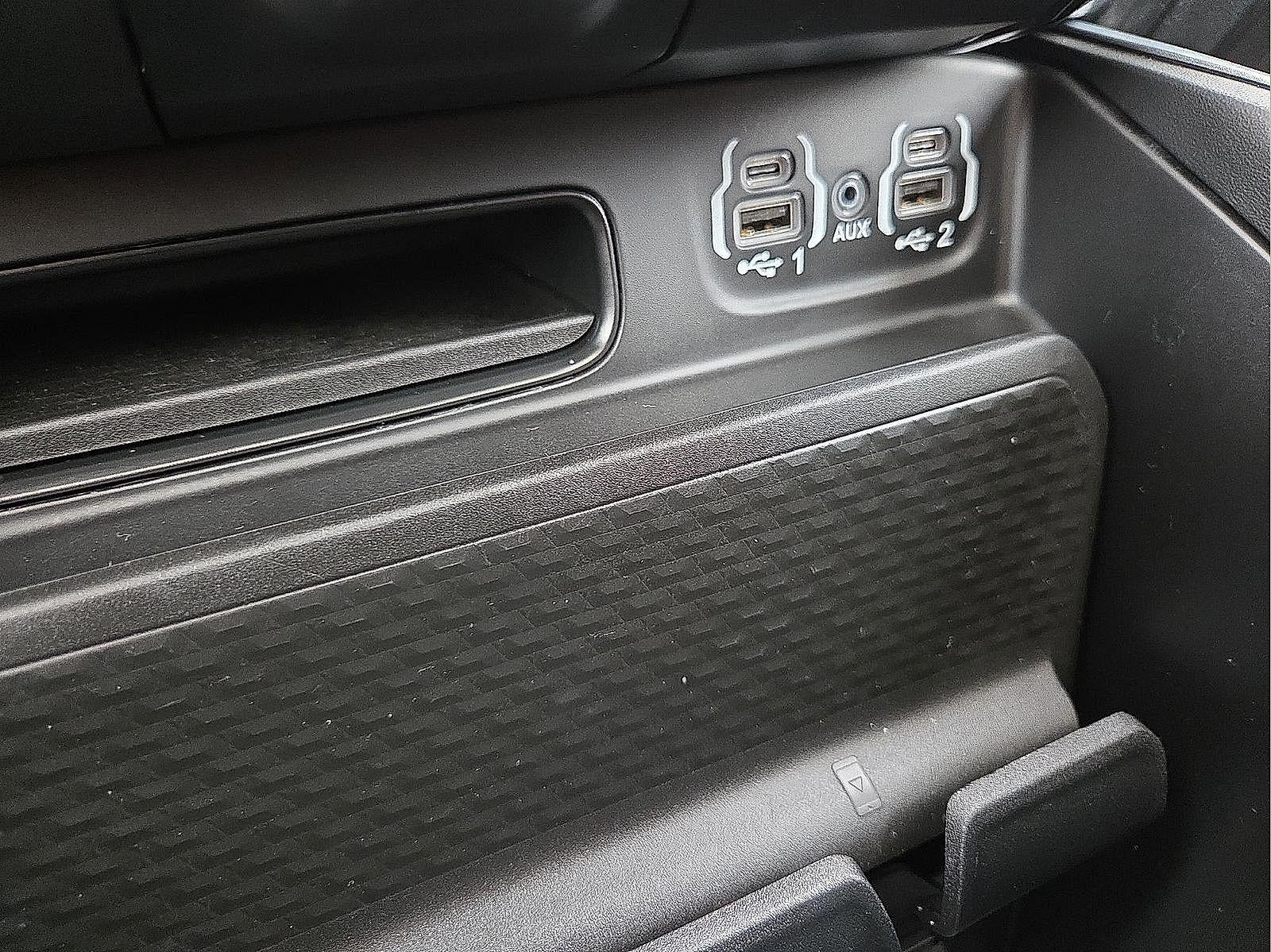 2023 RAM 1500 Big Horn Crew Cab 4x4 5'7" Box