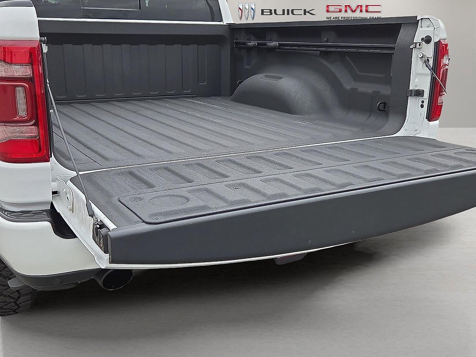 2023 RAM 1500 Big Horn Crew Cab 4x4 5'7" Box
