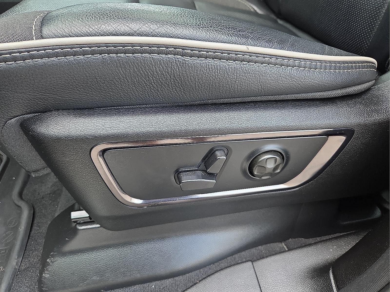 2025 RAM 1500 Limited Crew Cab 4x4 5'7" Box