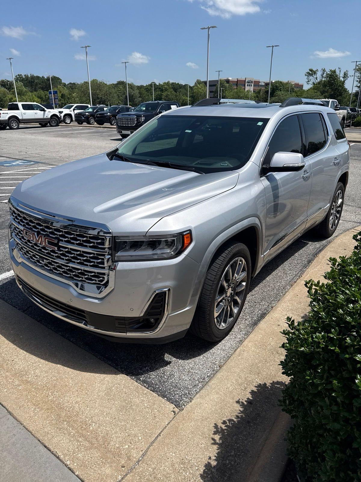 2020 GMC Acadia Denali