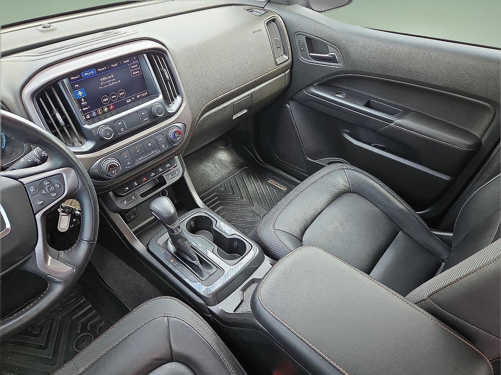 2022 GMC Canyon AT4 - Leather