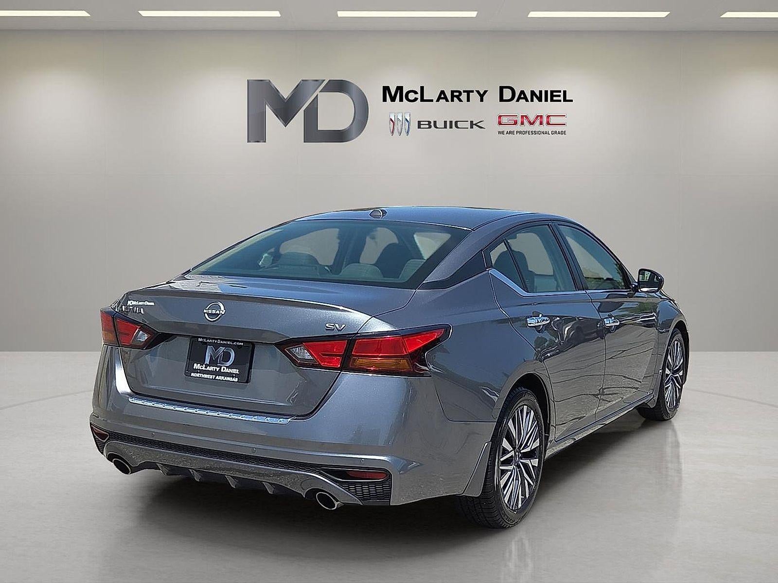 2023 Nissan Altima SV FWD