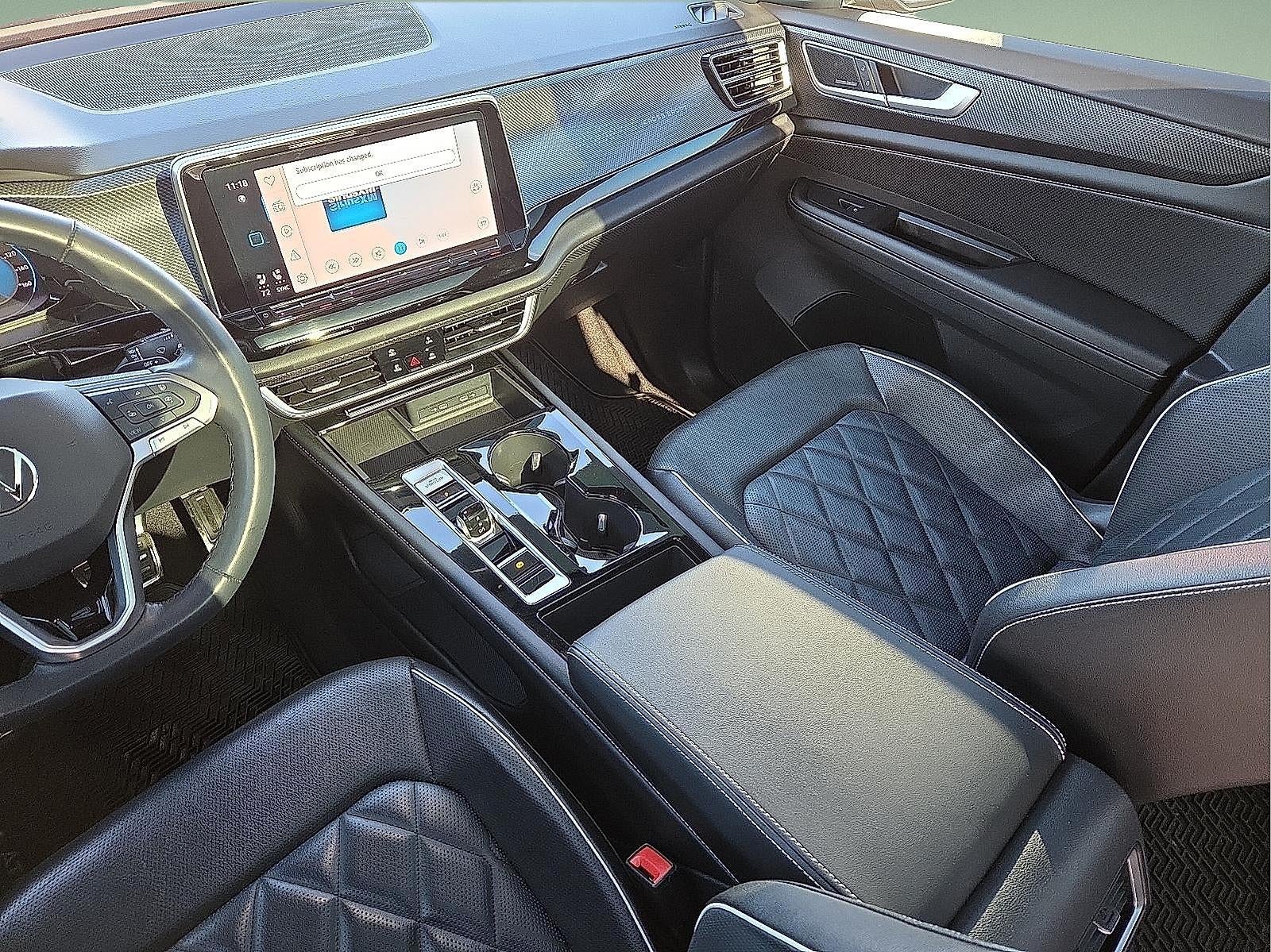 2024 Volkswagen Atlas Cross Sport 2.0T SEL Premium R-Line