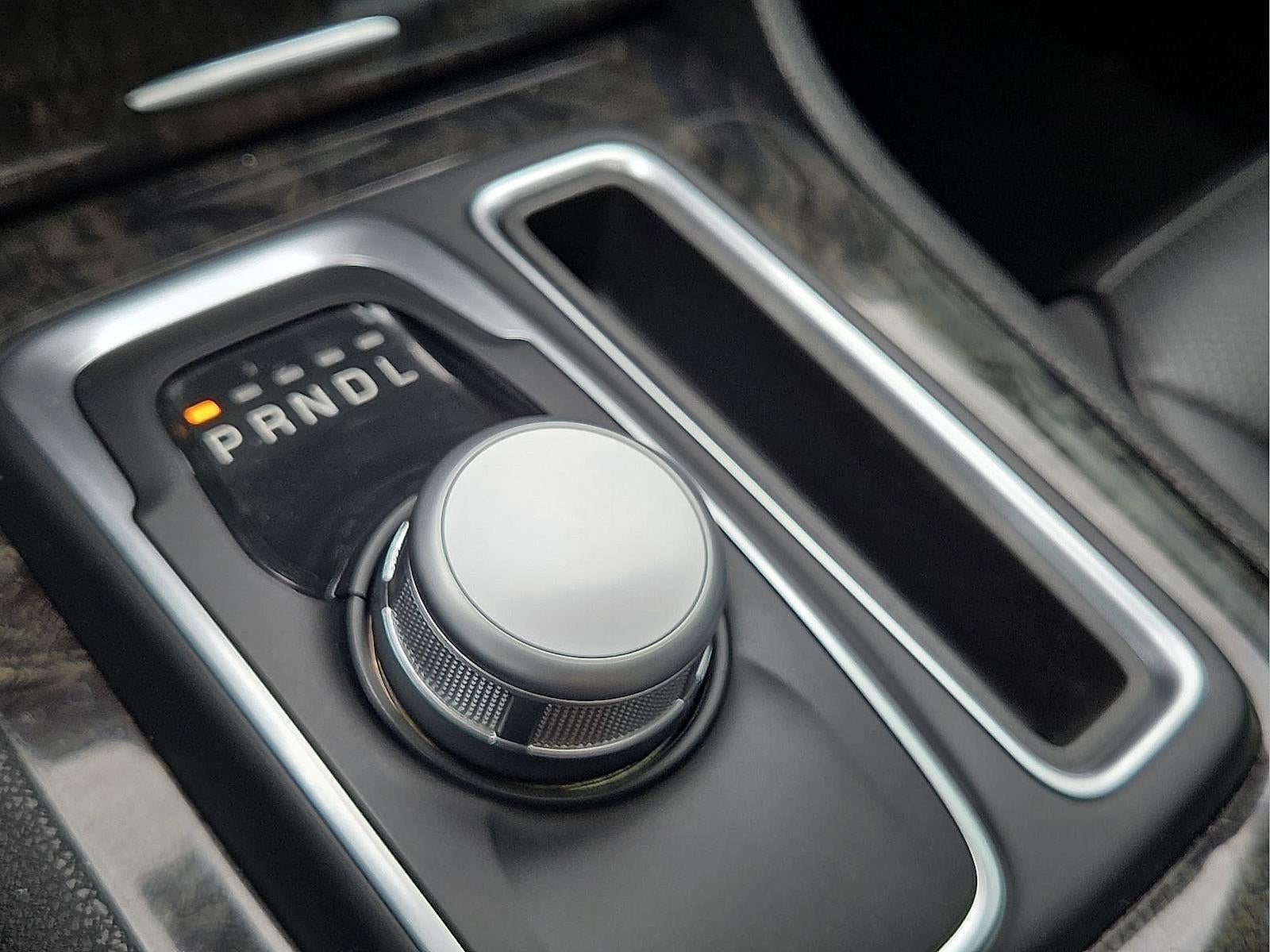 2023 Chrysler 300 Touring L