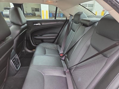 2023 Chrysler 300 Touring L