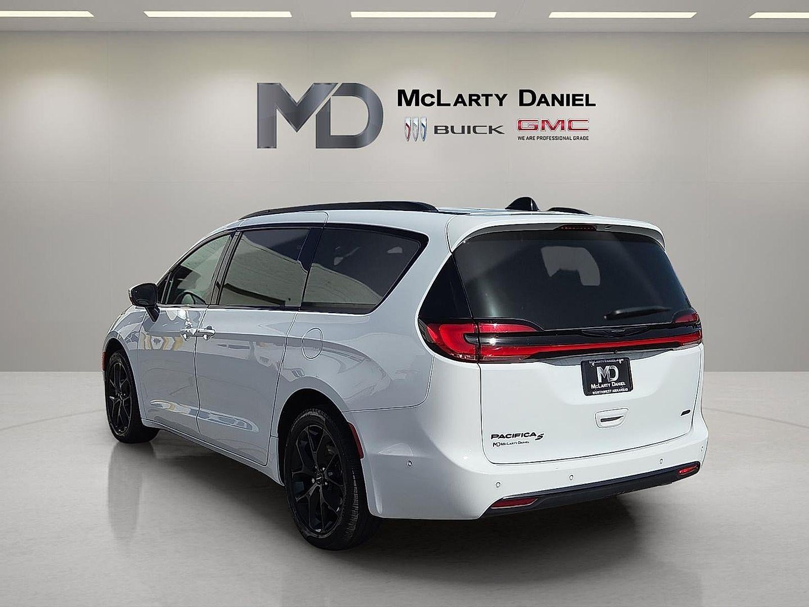 2023 Chrysler Pacifica Touring L AWD