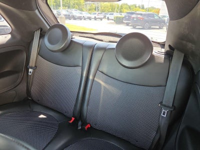 2019 FIAT 500e Base