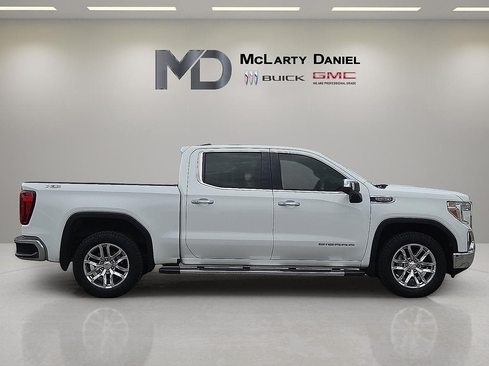 2021 GMC Sierra 1500 SLT