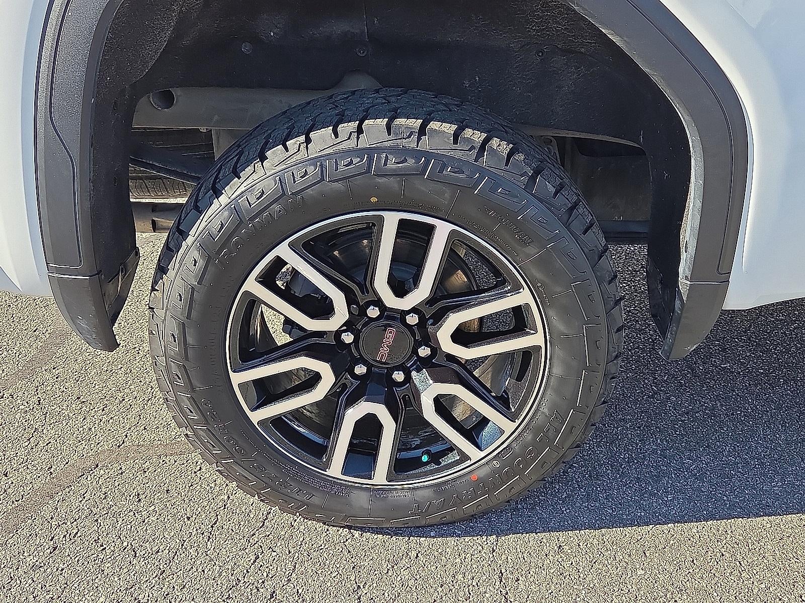 2022 GMC Sierra 1500 Limited AT4