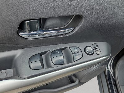 2019 Nissan Kicks SR