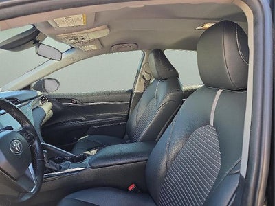 2019 Toyota Camry SE