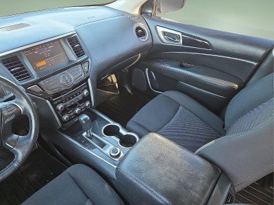 2019 Nissan Pathfinder SV