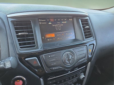 2019 Nissan Pathfinder SV