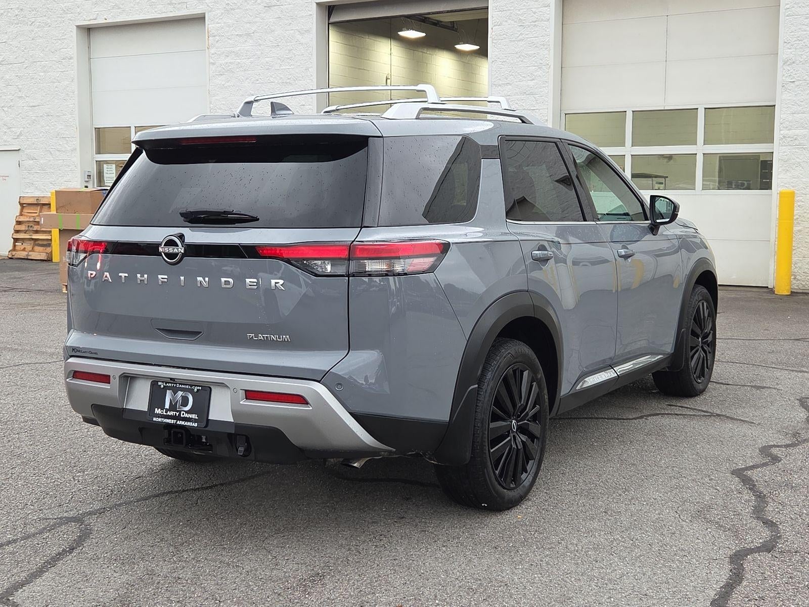 2024 Nissan Pathfinder Platinum FWD