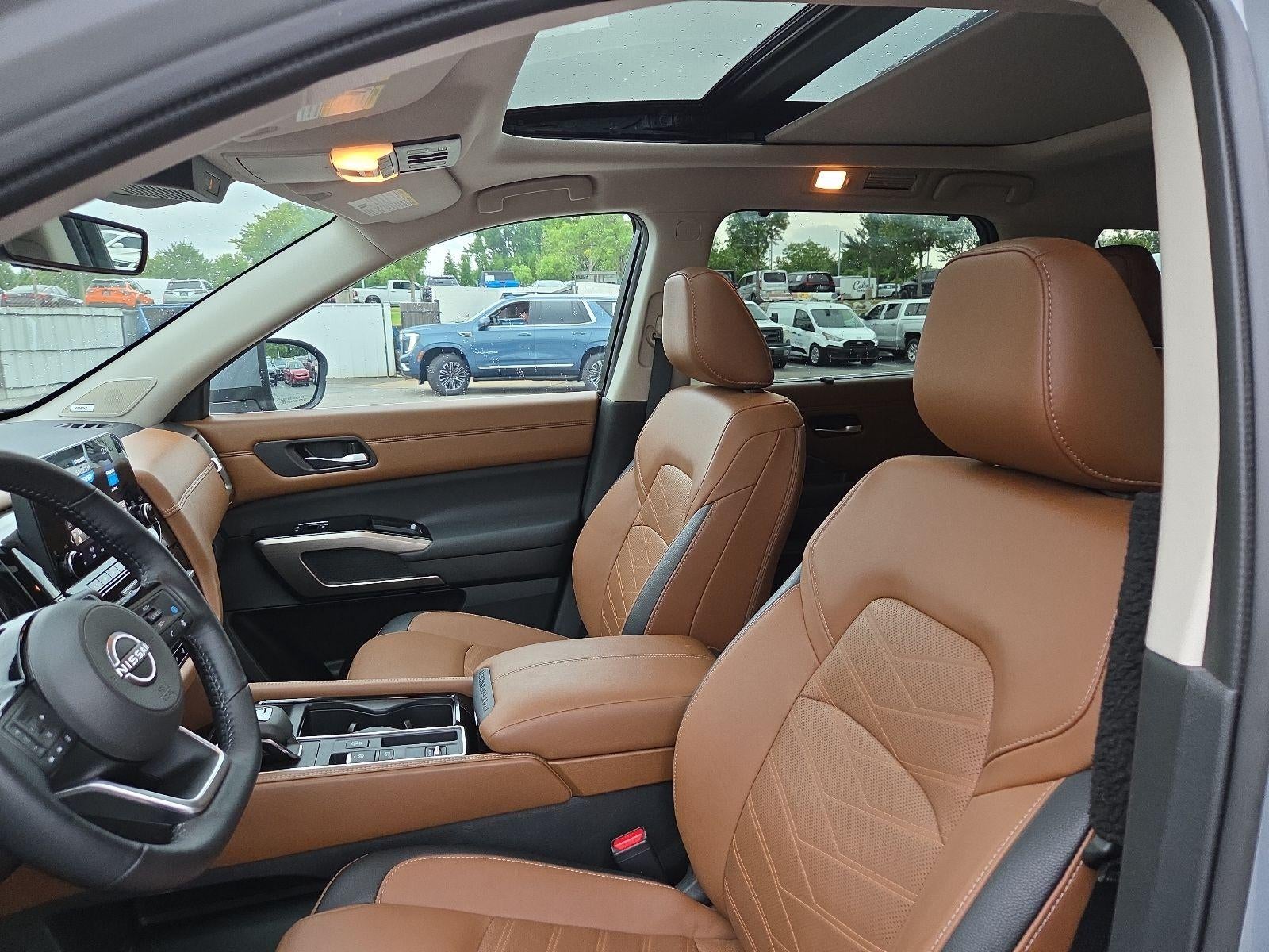 2024 Nissan Pathfinder Platinum FWD