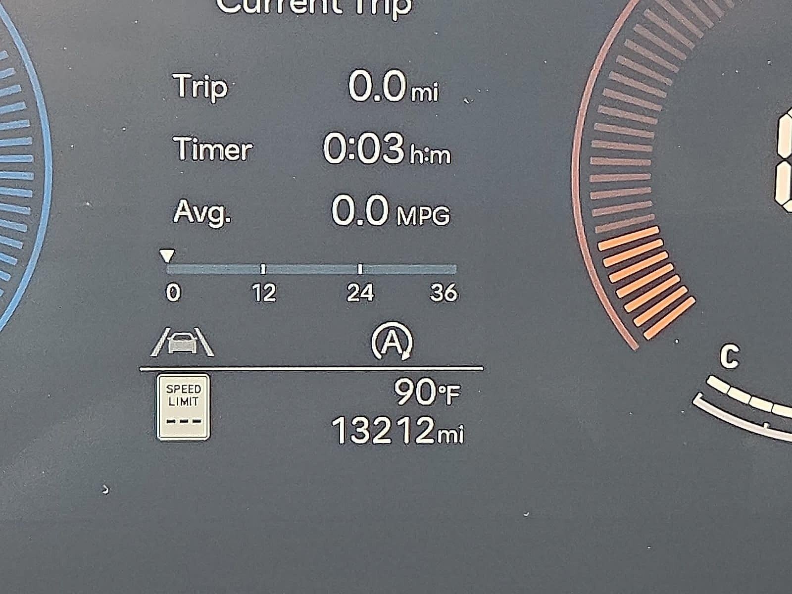 2025 Hyundai Santa Fe SE