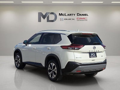 2021 Nissan Rogue SV FWD