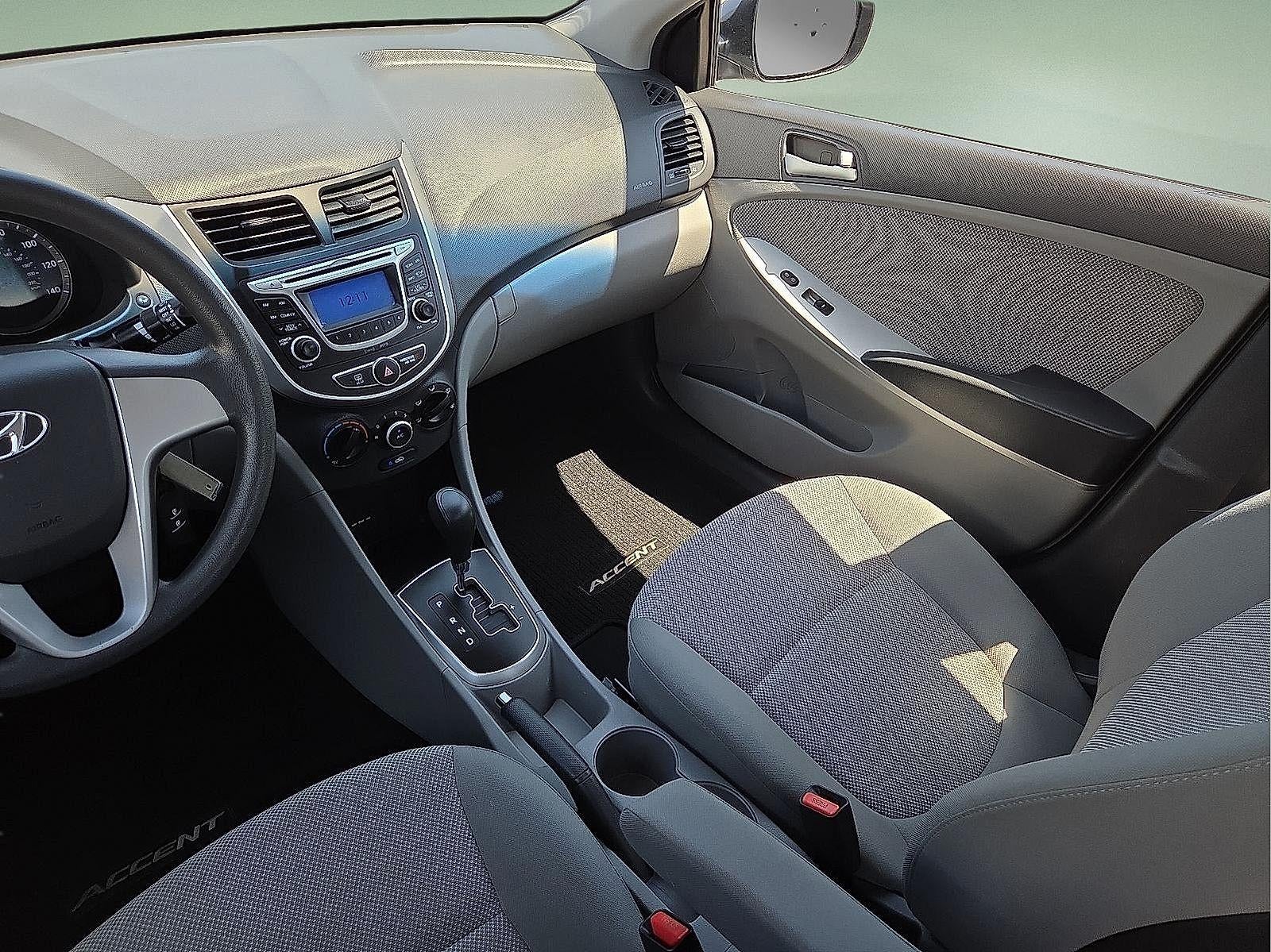 2013 Hyundai Accent GLS