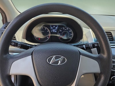 2013 Hyundai Accent GLS
