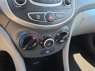 2013 Hyundai Accent GLS