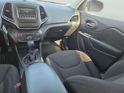 2021 Jeep Cherokee Latitude FWD