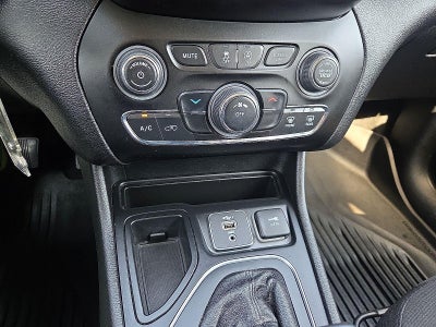 2021 Jeep Cherokee Latitude FWD