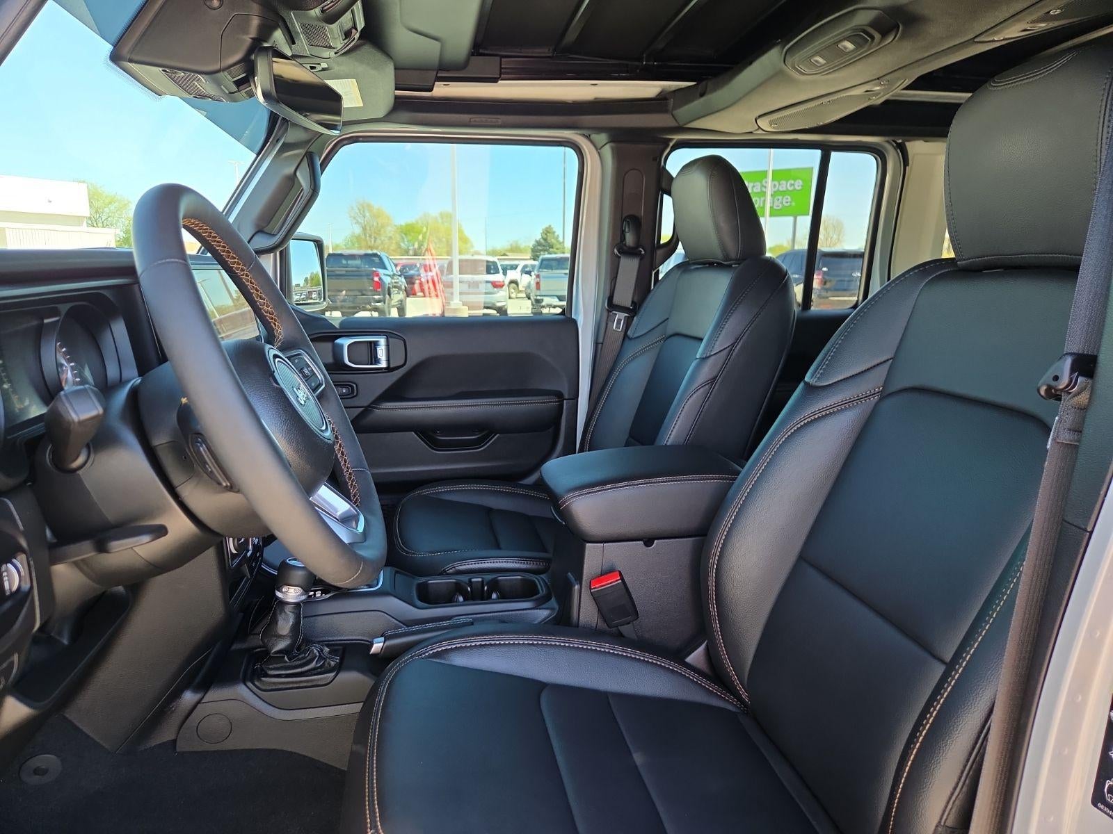 2024 Jeep Wrangler 4-Door Sahara 4x4