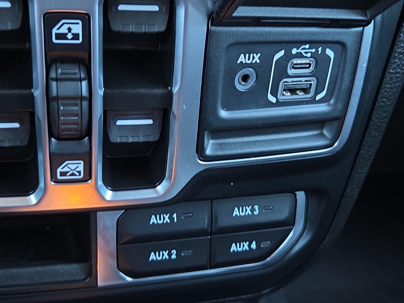 2024 Jeep Wrangler 4-Door Sahara 4x4