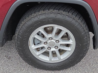 2020 Jeep Grand Cherokee Laredo E 4X2