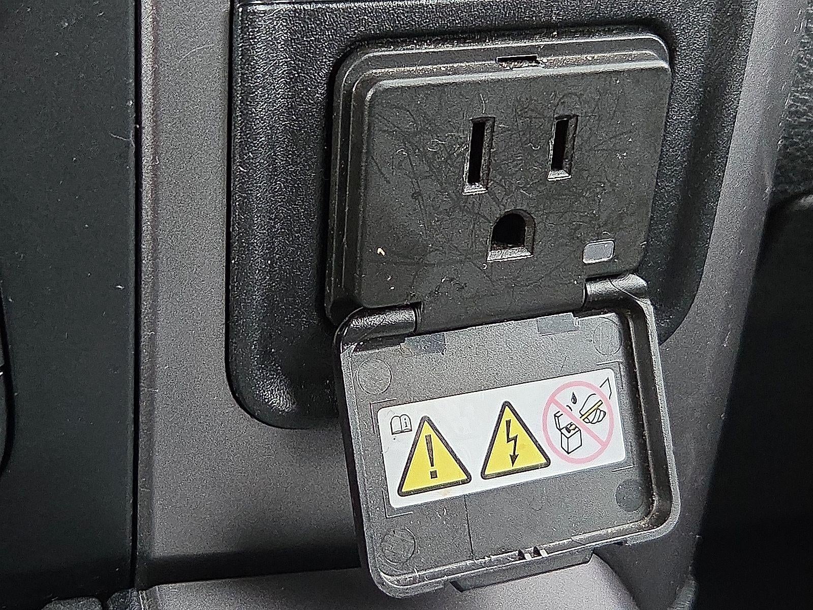 2023 RAM 1500 Classic SLT Crew Cab 4x2 5'7" Box