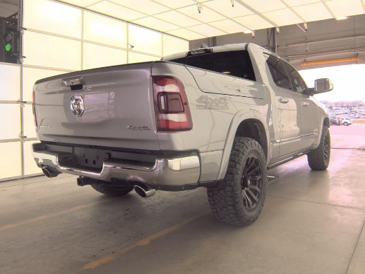 2021 RAM 1500 Limited Crew Cab 4x4 5'7" Box