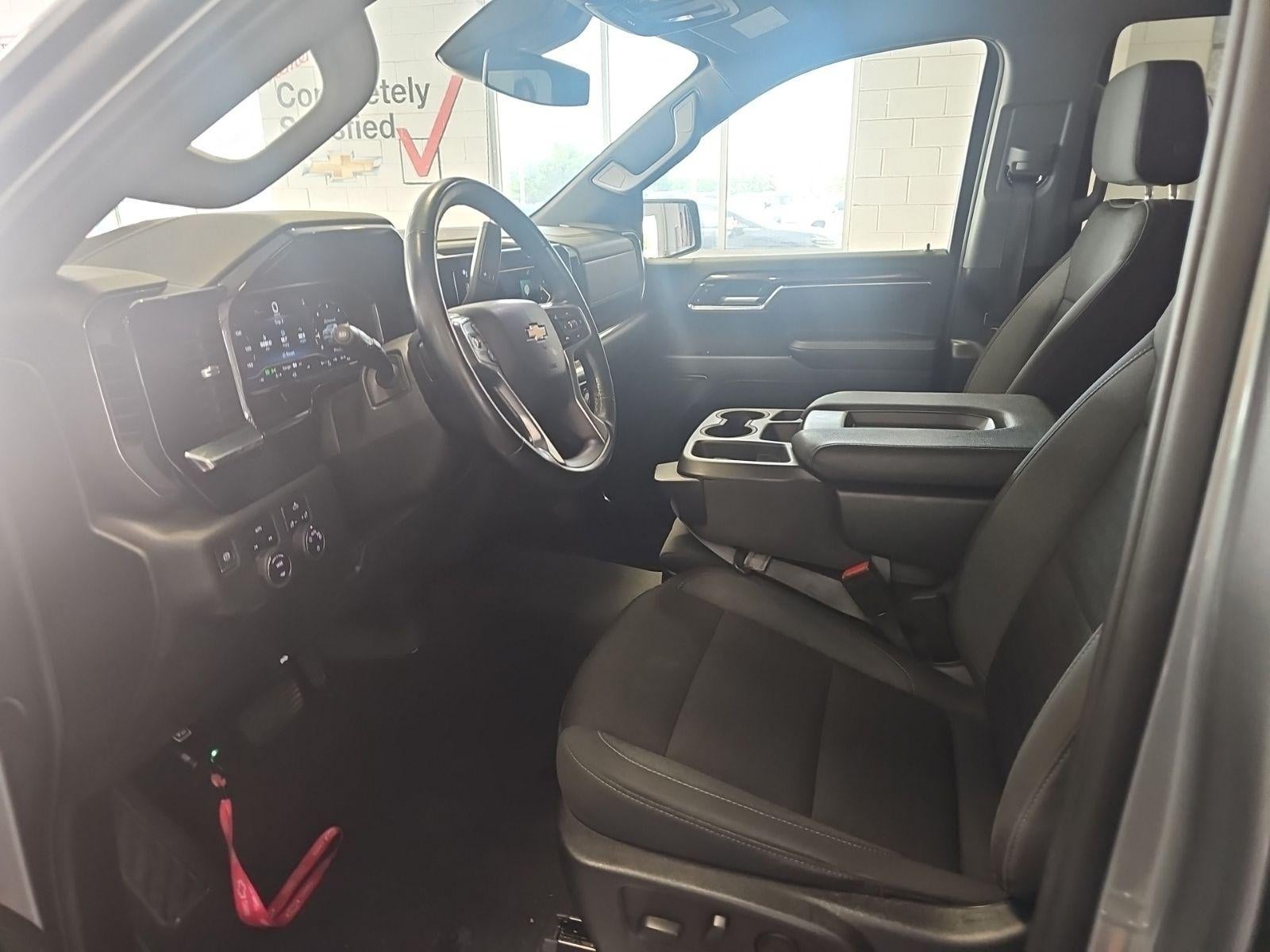 2024 Chevrolet Silverado 1500 LT (2FL)