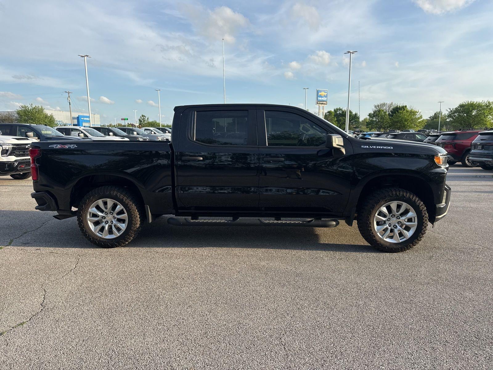 2022 Chevrolet Silverado 1500 LTD Custom