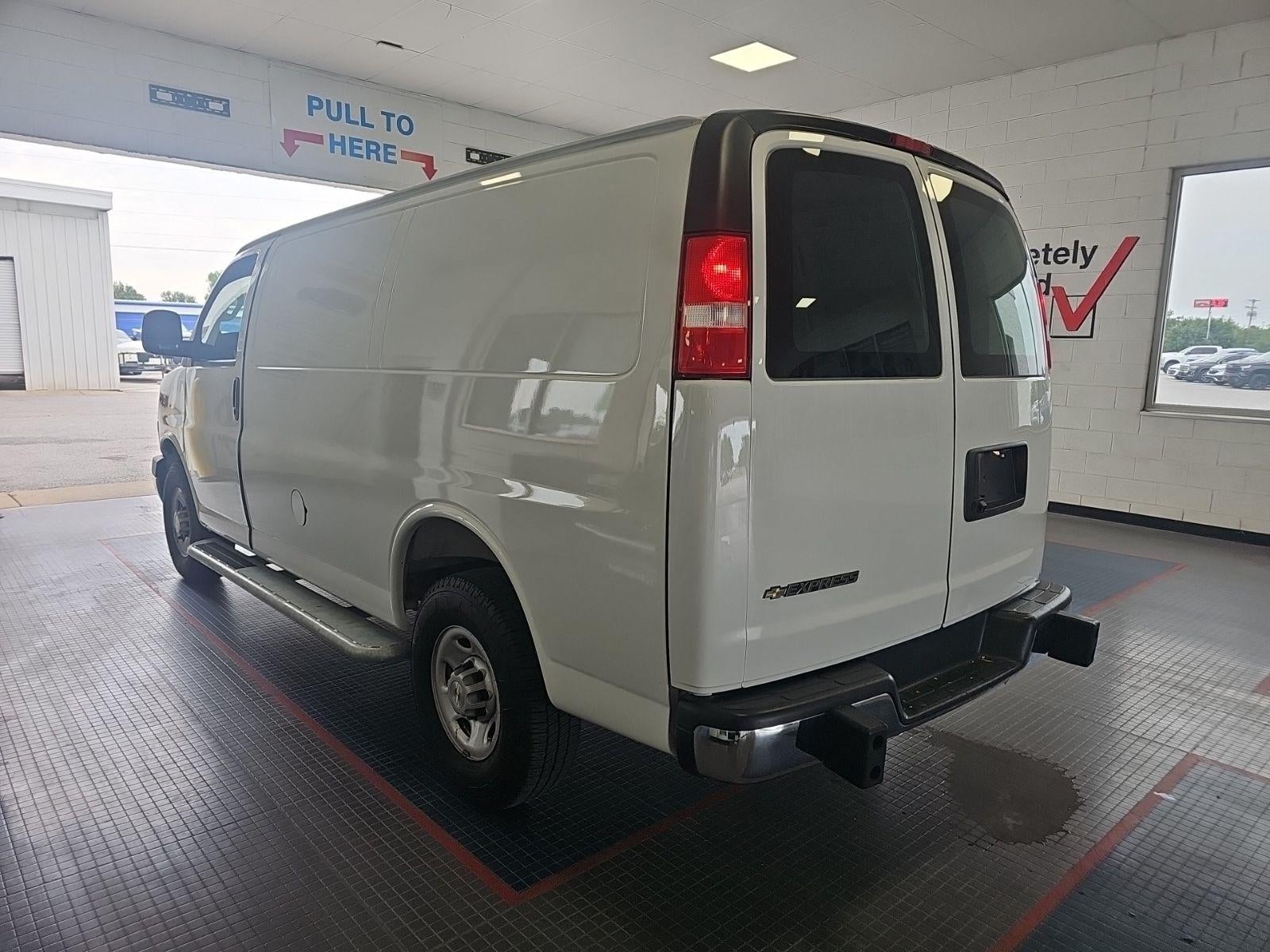 2025 Chevrolet Express Cargo Base