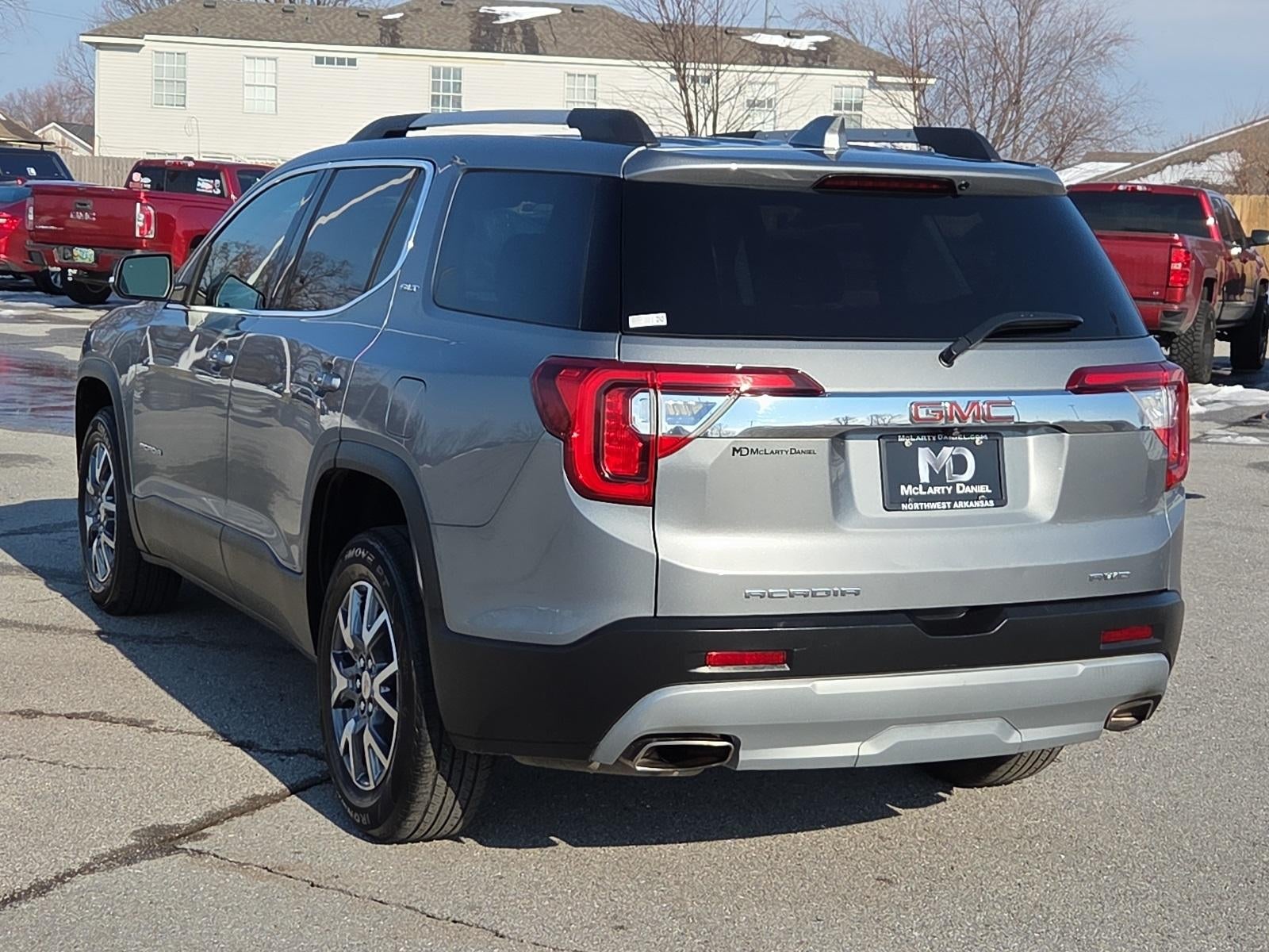 2023 GMC Acadia SLT
