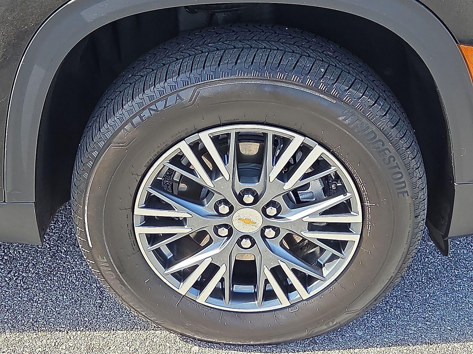 2024 Chevrolet Traverse LS