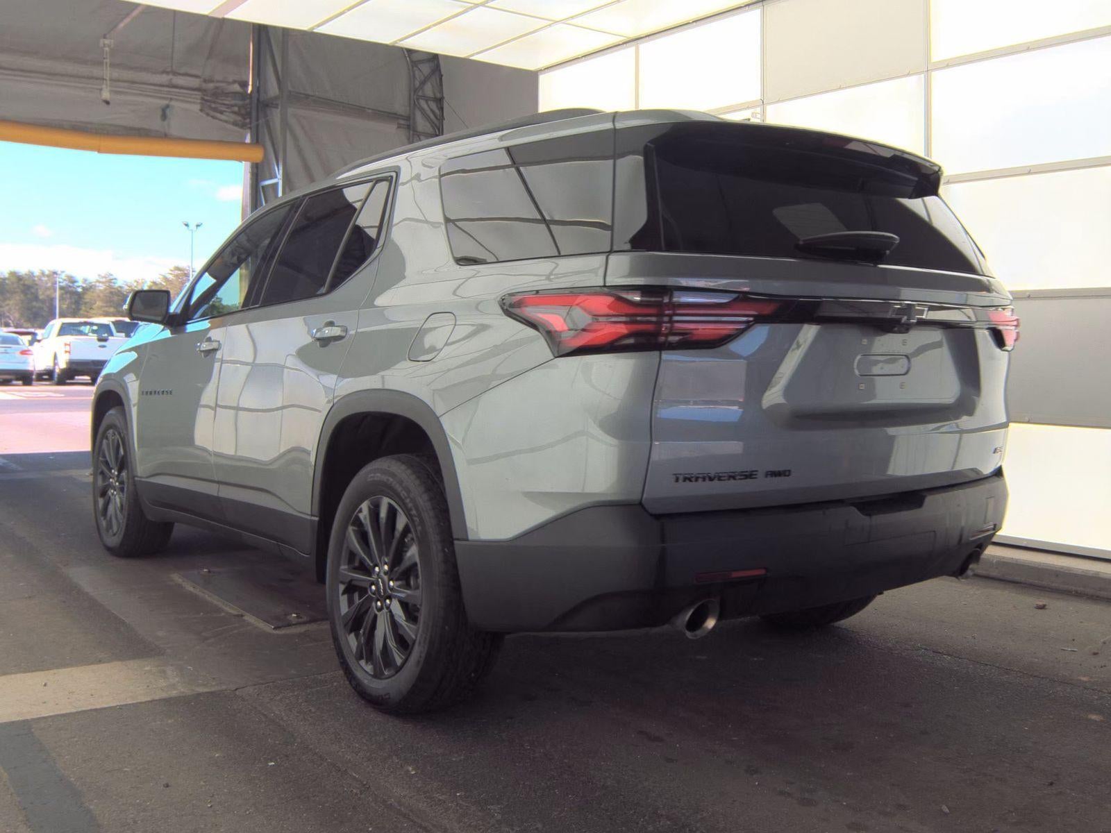2023 Chevrolet Traverse RS