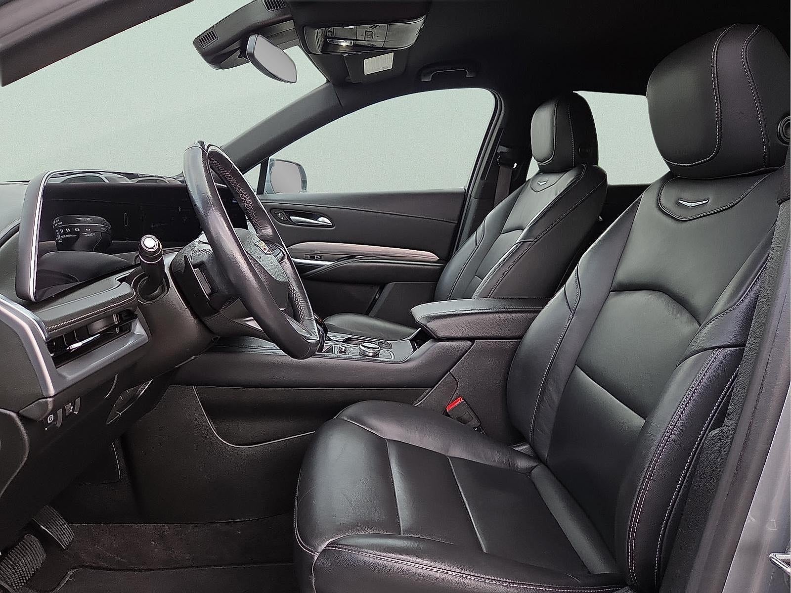 2024 Cadillac XT4 Premium Luxury