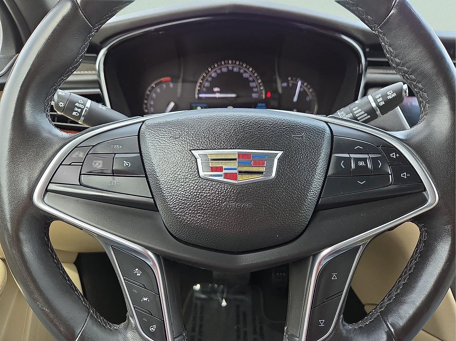 2017 Cadillac XT5 Luxury FWD