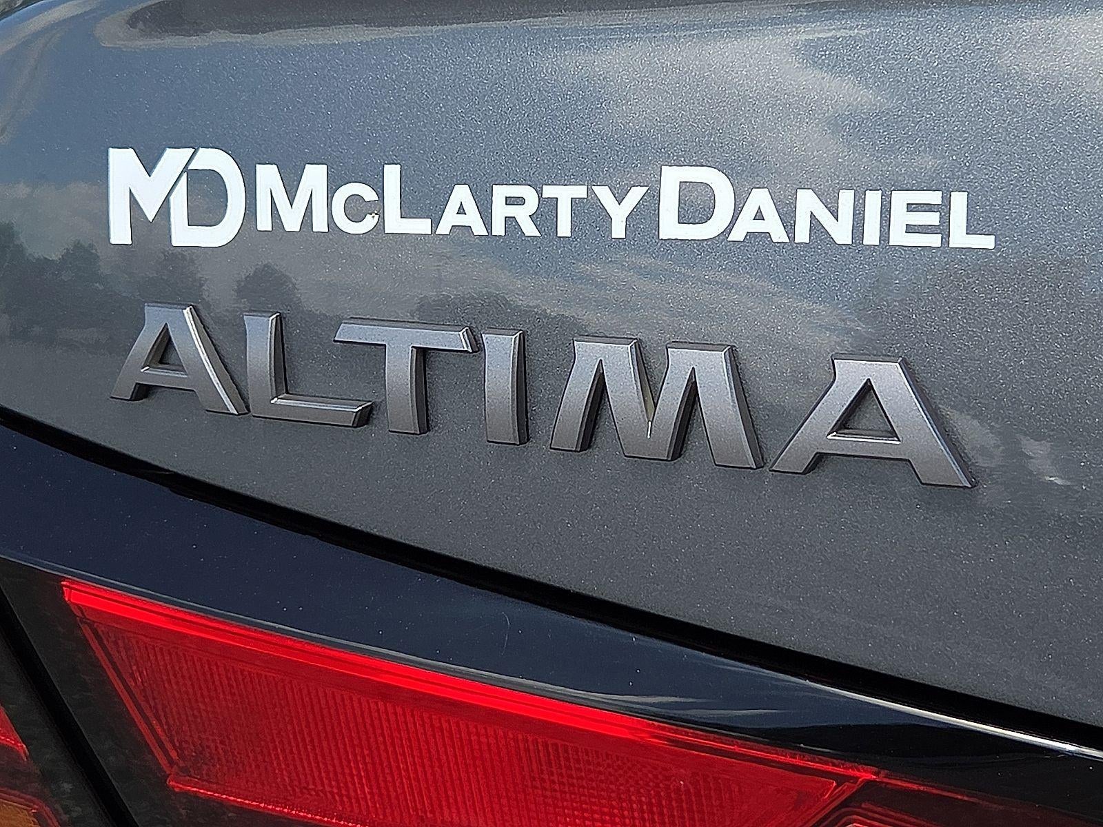 2025 Nissan Altima SV FWD