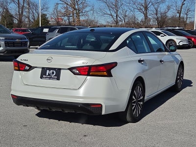 2024 Nissan Altima SV FWD
