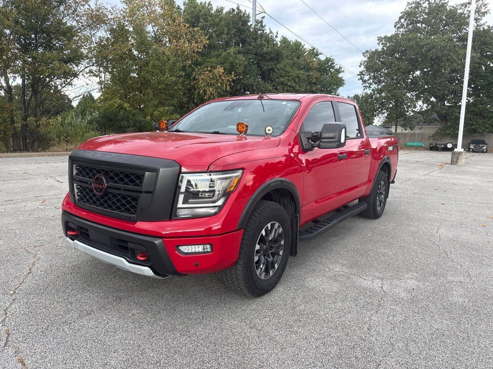 2023 Nissan TITAN Crew Cab PRO-4X 4x4