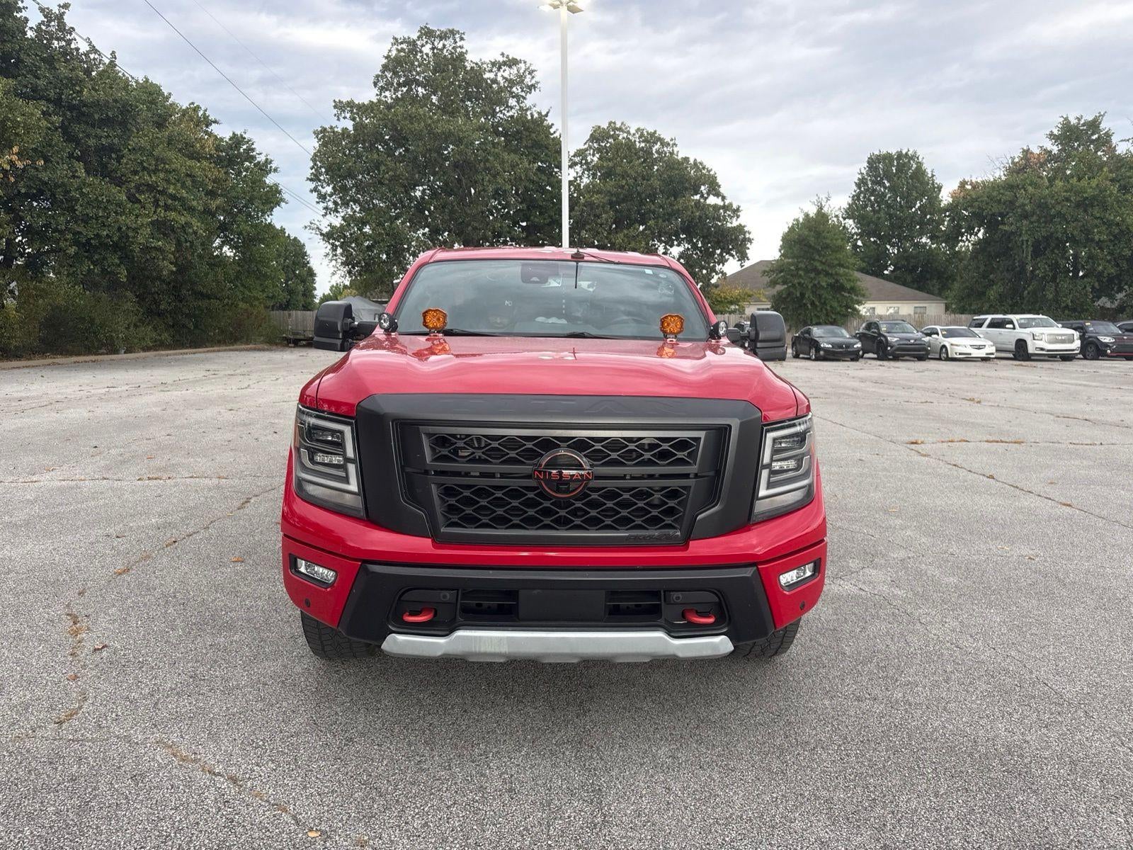 2023 Nissan TITAN Crew Cab PRO-4X 4x4