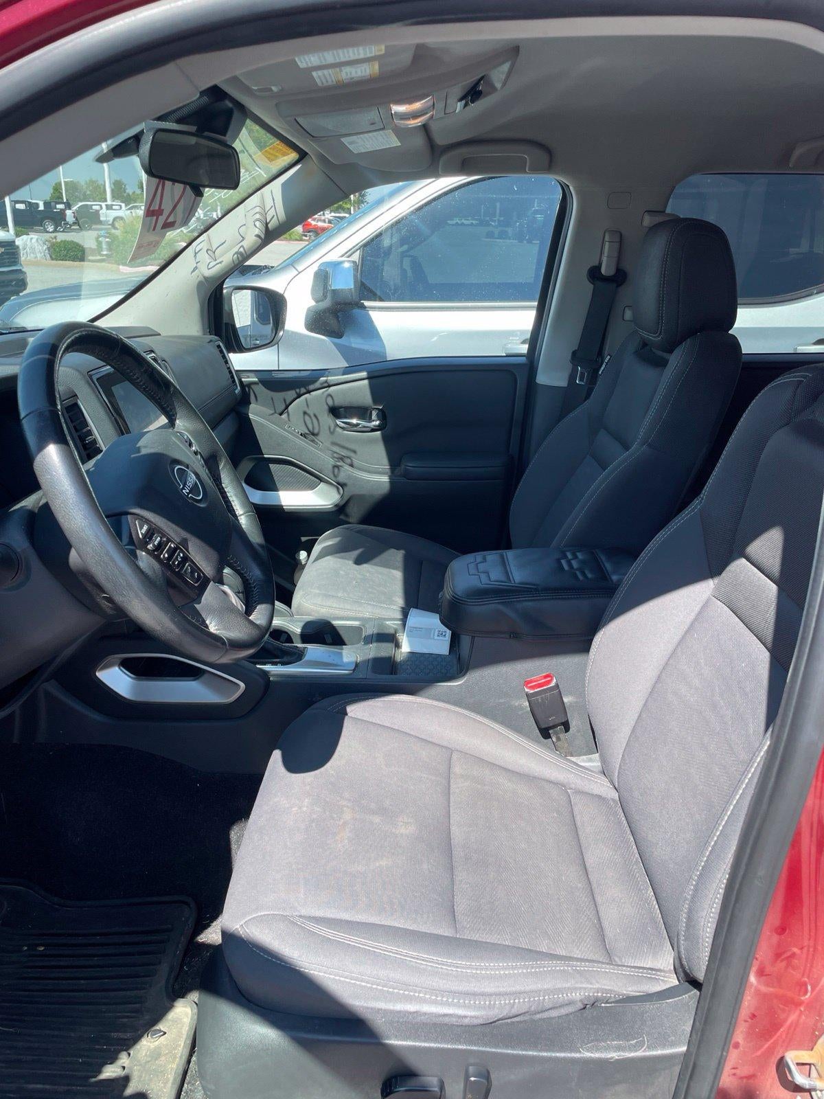 2022 Nissan Frontier Crew Cab SV 4x4
