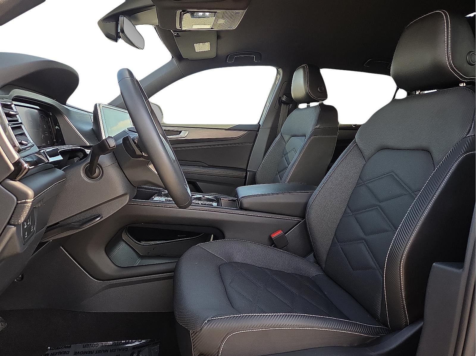 2024 Volkswagen Atlas Cross Sport 2.0T SE w/Technology