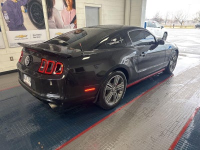 2014 Ford Mustang V6