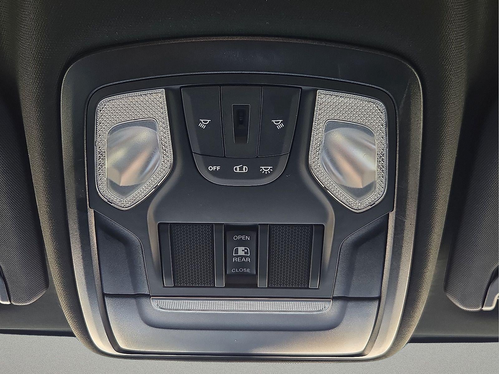 2023 RAM 2500 Tradesman Crew Cab 4x4 6'4" Box