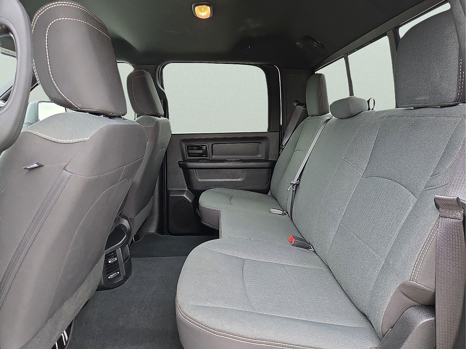 2023 RAM 2500 Tradesman Crew Cab 4x4 6'4" Box