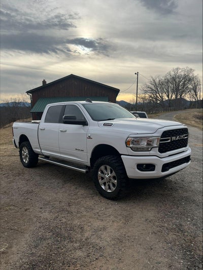 2022 RAM 2500 Big Horn Crew Cab 4x4 6'4" Box